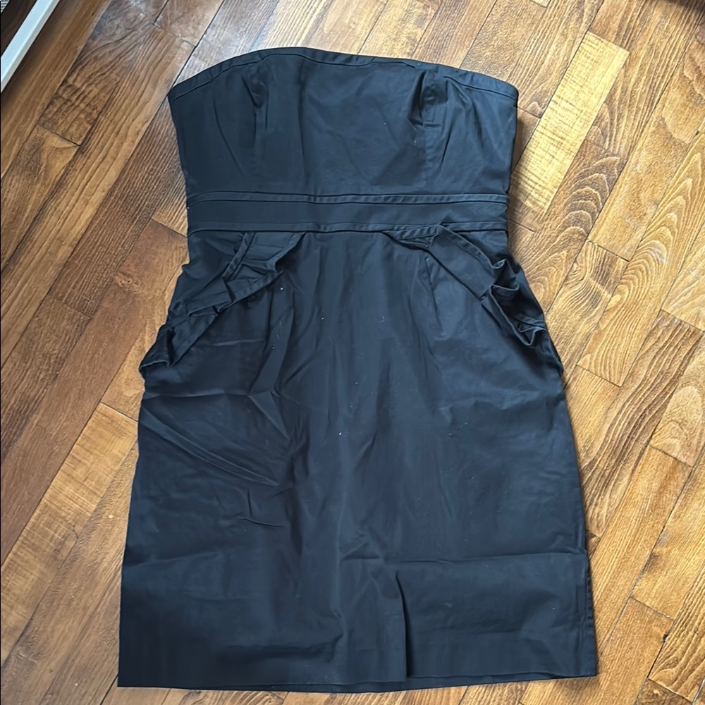 Elegant Black Strapless Dress